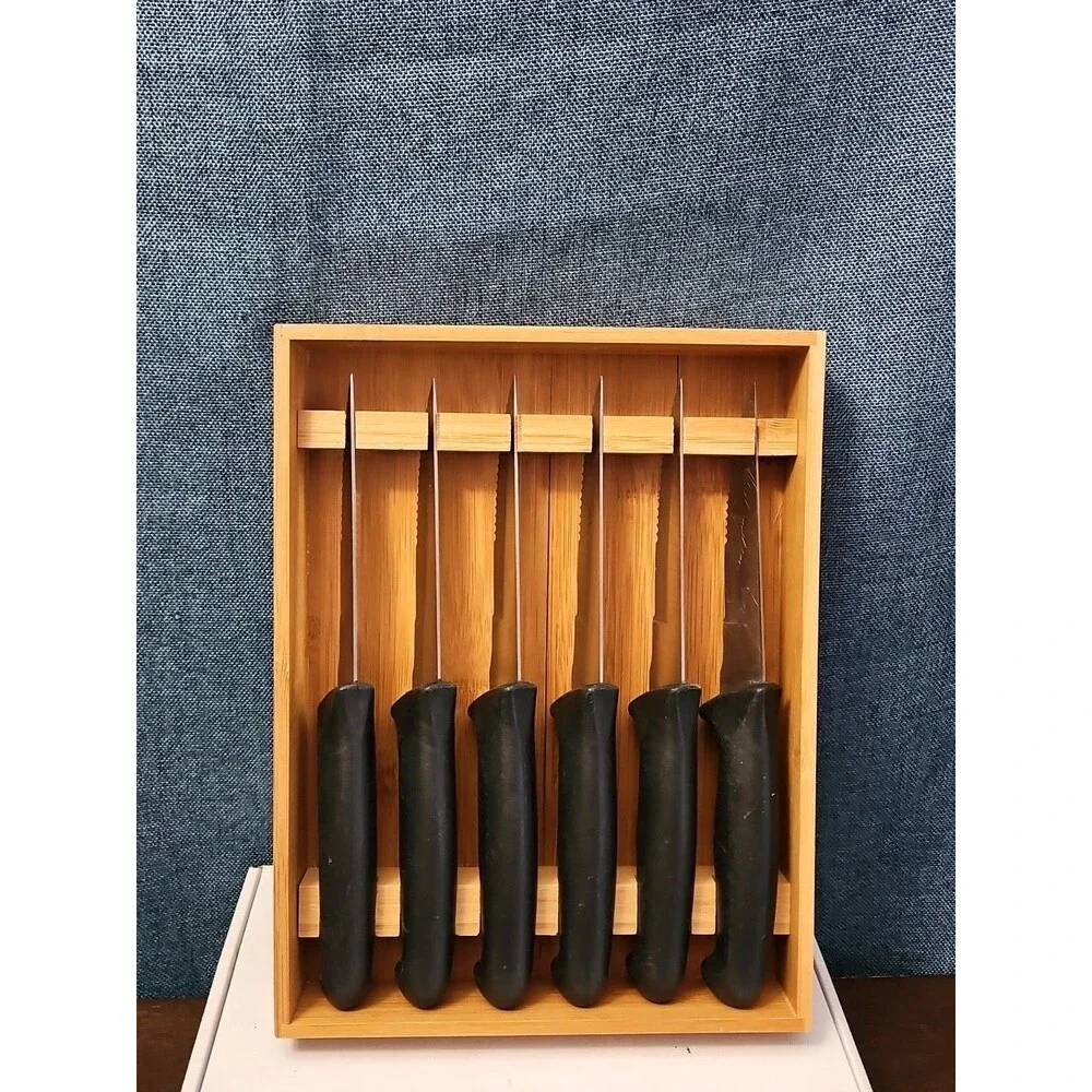 6 Gibson Steak Knives | 4.5